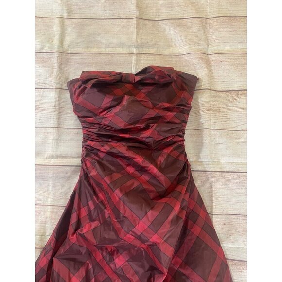 Kay Unger Women's Red Plaid Strapless 100% Silk Cocktail Dress - 8 - Picture 3 of 14